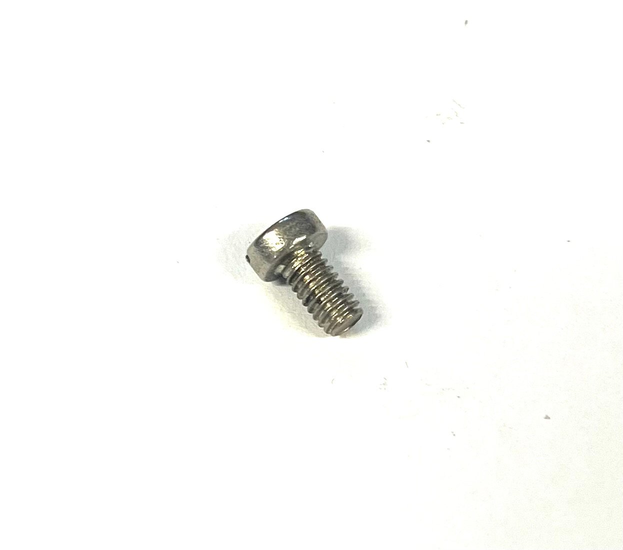 V1304E SCREW - Condenser Clip and Gear Pointer