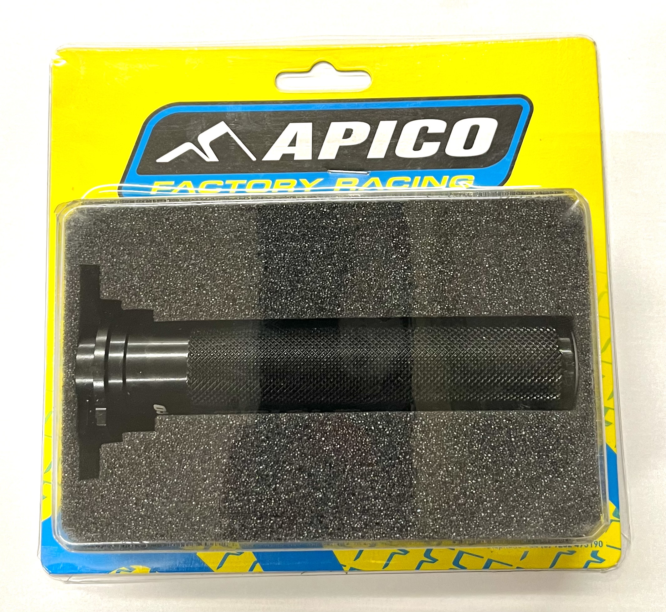 APICO Billet Slow Action Throttle Sleeve Inc Bearing - BLACK ALLOY