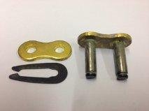 thumbnail image 2 of Renthal R1 MX Motorcycle Chain Joining Link – 428 Gold Spring Clip Type – R1LINK_SPRING 2 of 4